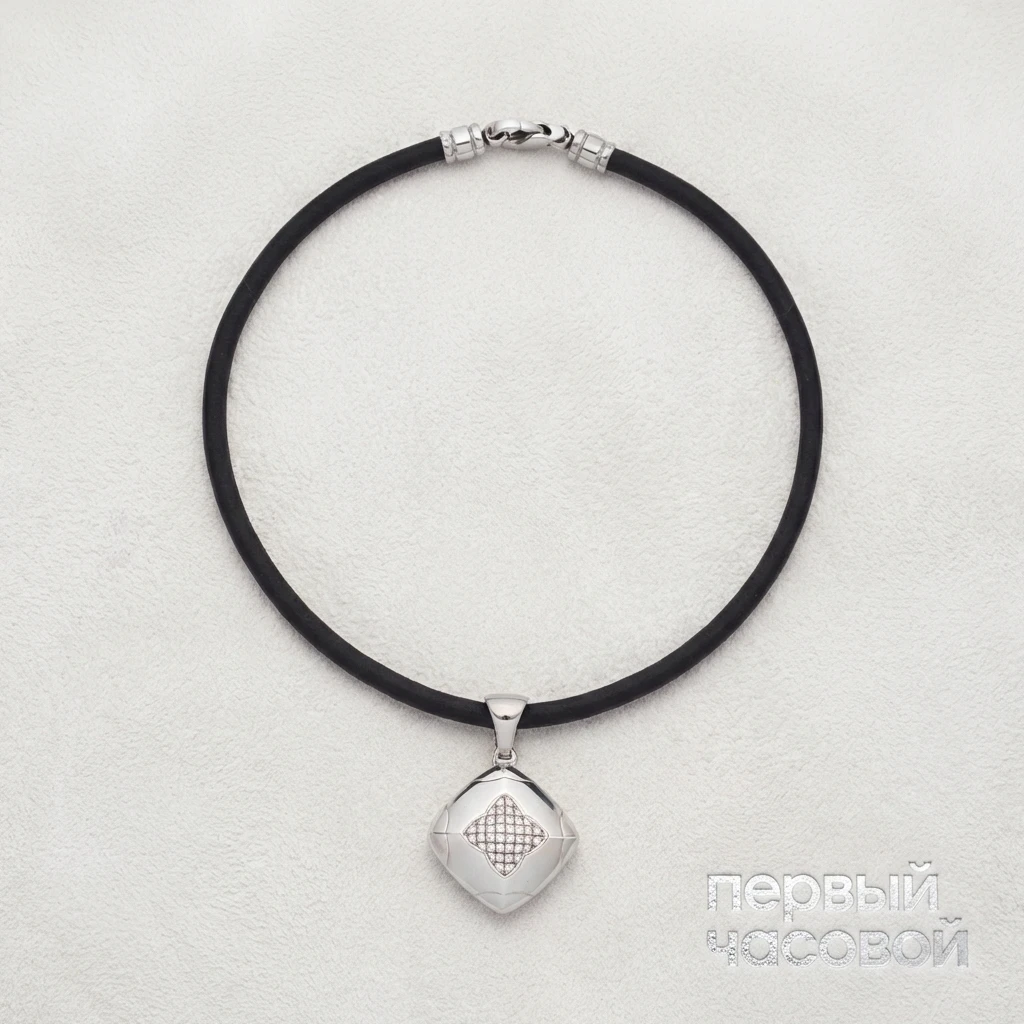 Купить украшение Bvlgari Pyramid Vintage Pendant : в наличии в Москве!