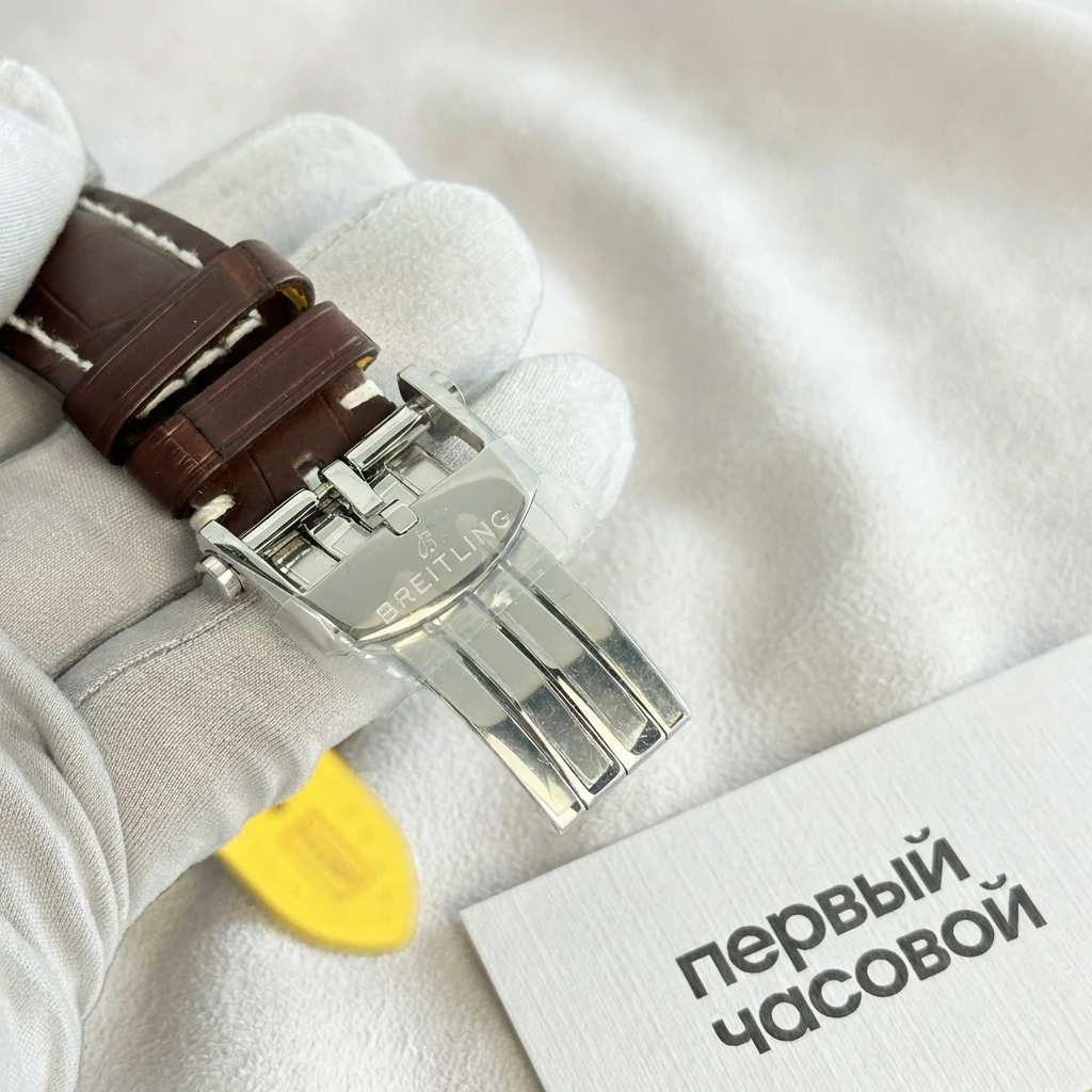 Купить элитные часы Breitling Navitimer Automatic Chronometer Red Dial A173265A1K1P1: в наличии в Москве!