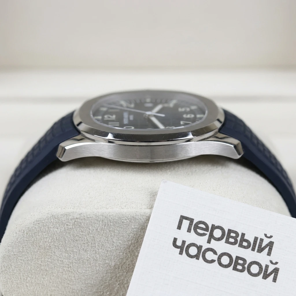 Купить элитные часы Patek Philippe Aquanaut White Gold Blue Dial 5168G-001: в наличии в Москве!