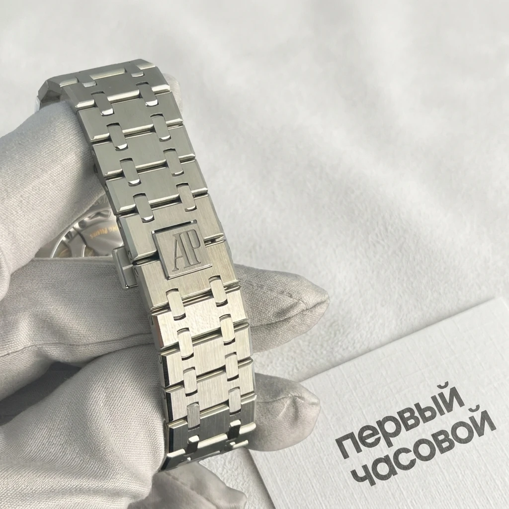 Купить элитные часы Audemars Piguet Royal Oak Selfwinding 50th Anniversary 41 mm 15510ST.OO.1320ST.03: в наличии в Москве!