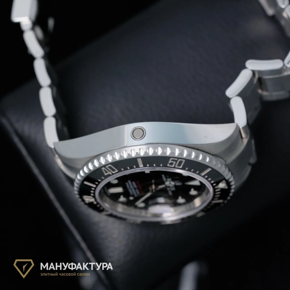 Купить элитные часы Rolex Sea-Dweller 43mm Oystersteel 126600: в наличии в Москве!