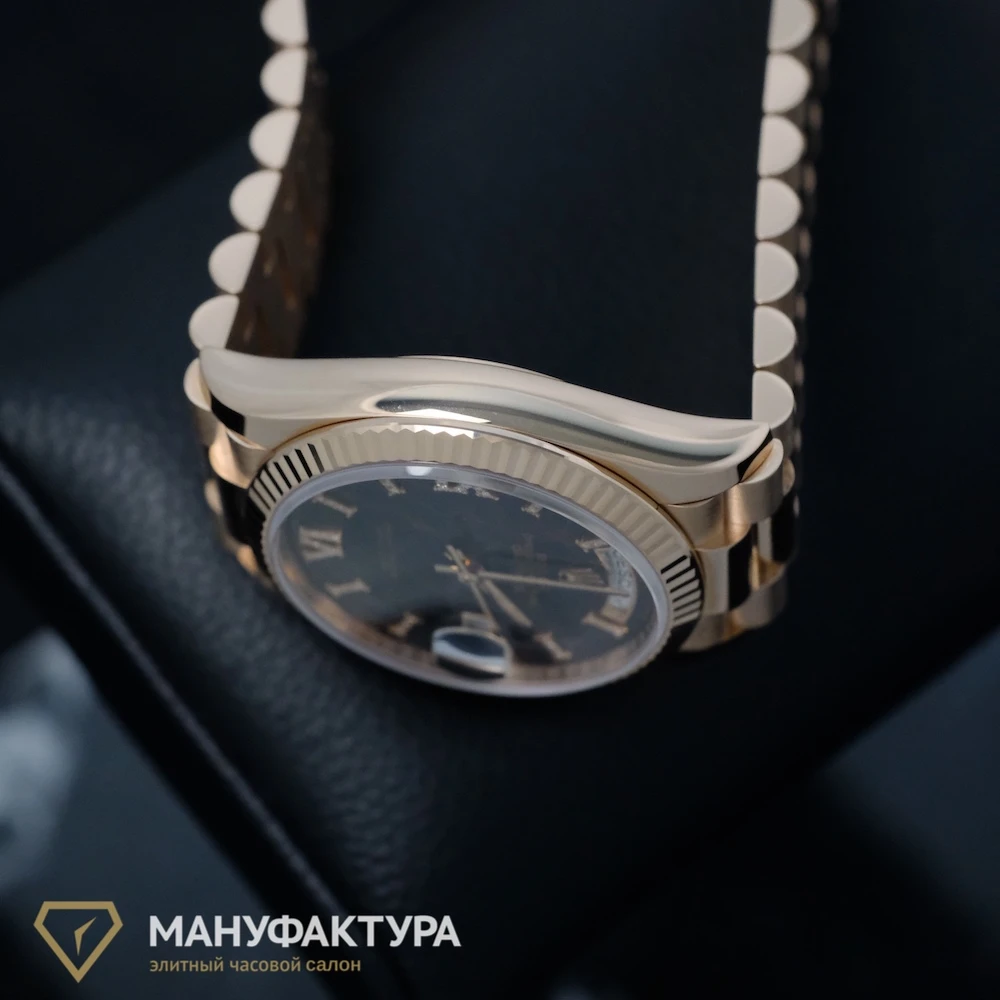 Купить элитные часы Rolex OYSTER PERPETUAL DAY‑DATE 36 EVEROSE GOLD EISENKIESEL 128235: в наличии в Москве!