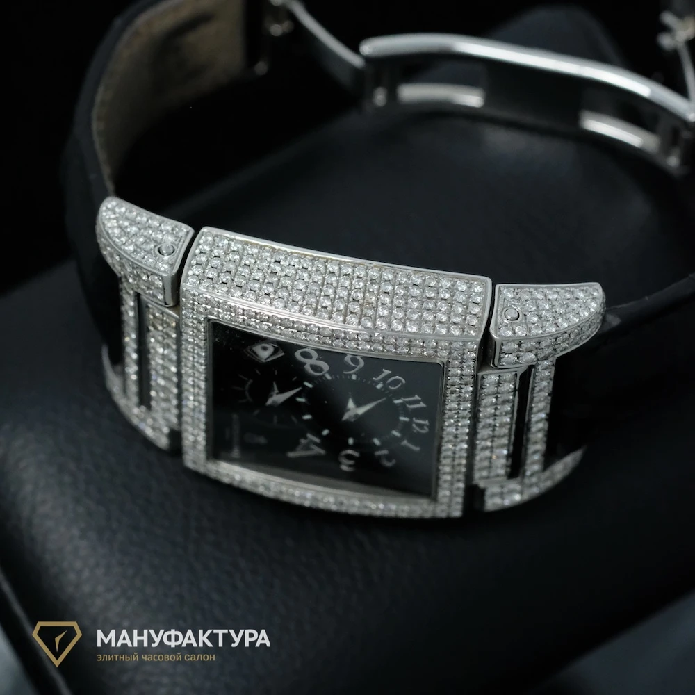 Купить элитные часы De Grisogono Custom Diamonds UNO DF: в наличии в Москве!