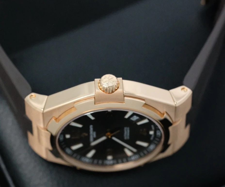 Купить элитные часы Vacheron Constantin Overseas Automatic 42Mm 47040/000r: в наличии в Москве!