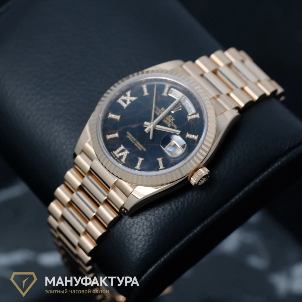 Купить элитные часы Rolex OYSTER PERPETUAL DAY‑DATE 36 EVEROSE GOLD EISENKIESEL 128235: в наличии в Москве!