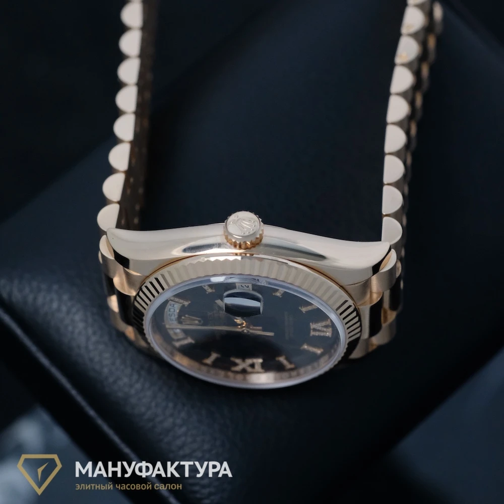 Купить элитные часы Rolex OYSTER PERPETUAL DAY‑DATE 36 EVEROSE GOLD EISENKIESEL 128235: в наличии в Москве!