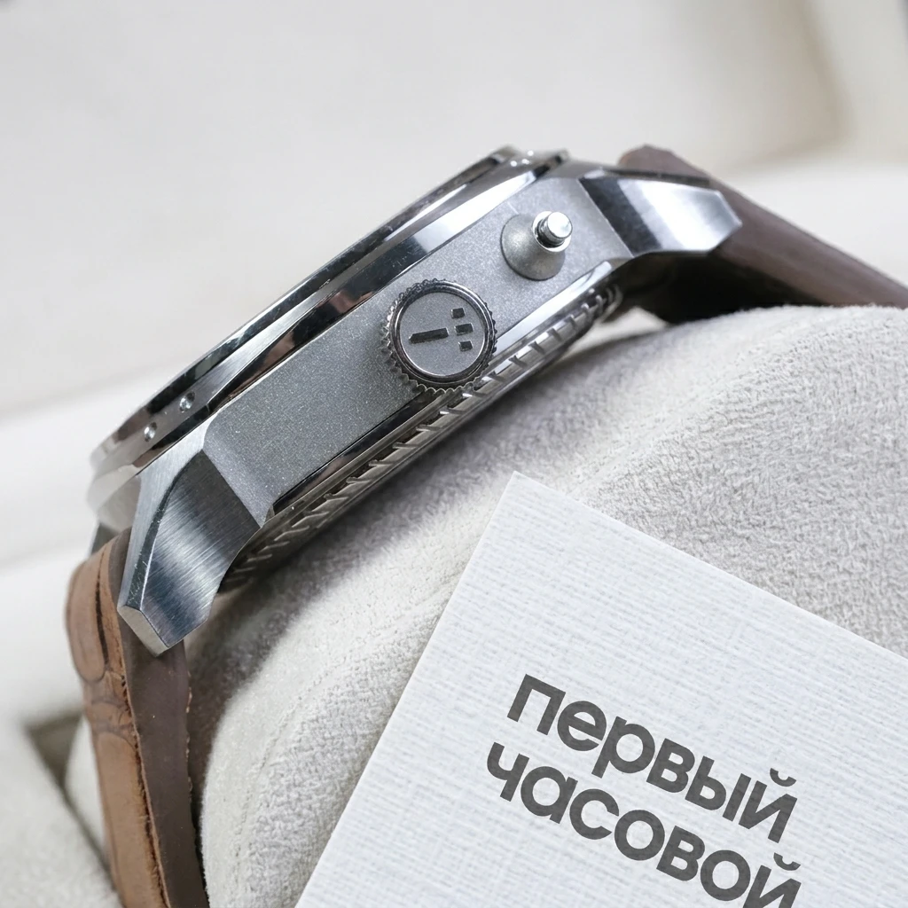 Купить элитные часы Антон Суханов Racer Retro Limited Edition 39Mm Gmt Racer Retro: в наличии в Москве!