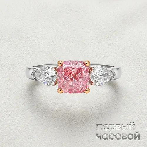 Кольцо с бриллиантом 1,50 ct. Light Pink/VS2