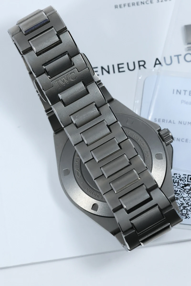 Купить элитные часы Iwc Ingenieur Titanium Automatic 40 IW328904: в наличии в Москве!