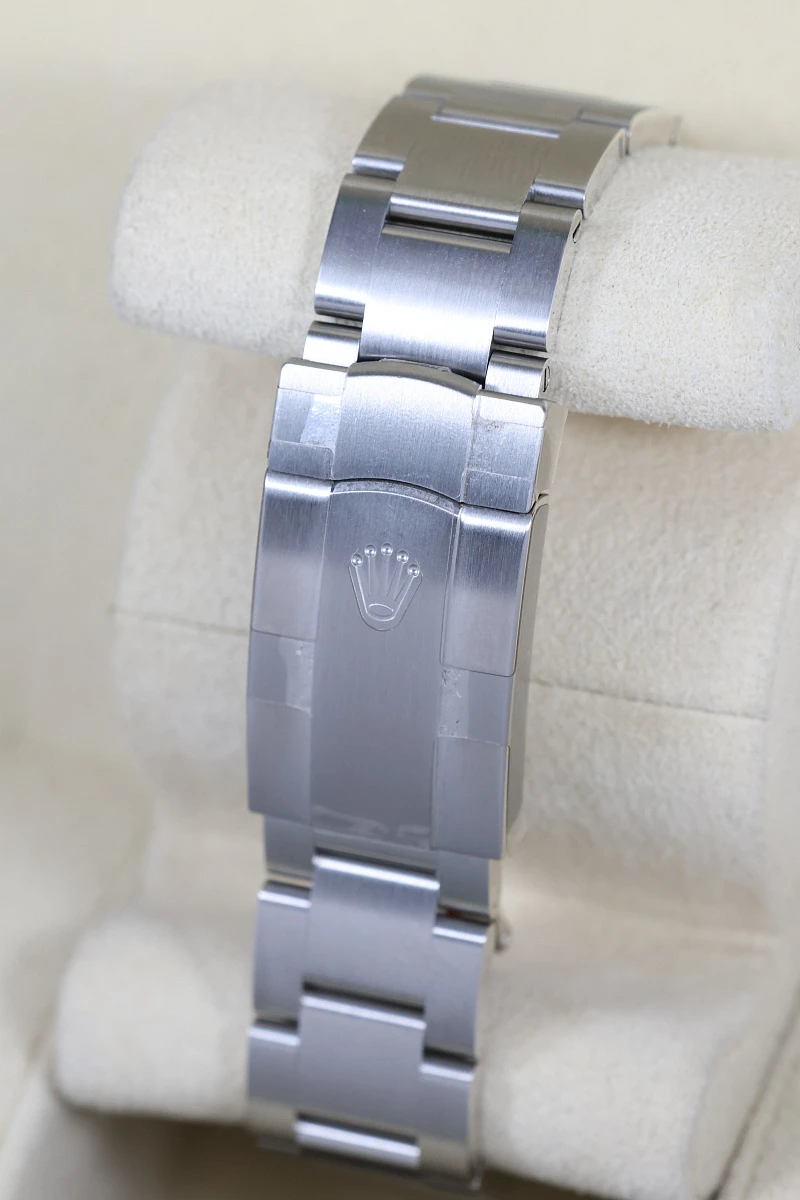 Rolex Oyster Perpetual 41 Mm Med Blue Dial 134300 — фото 5