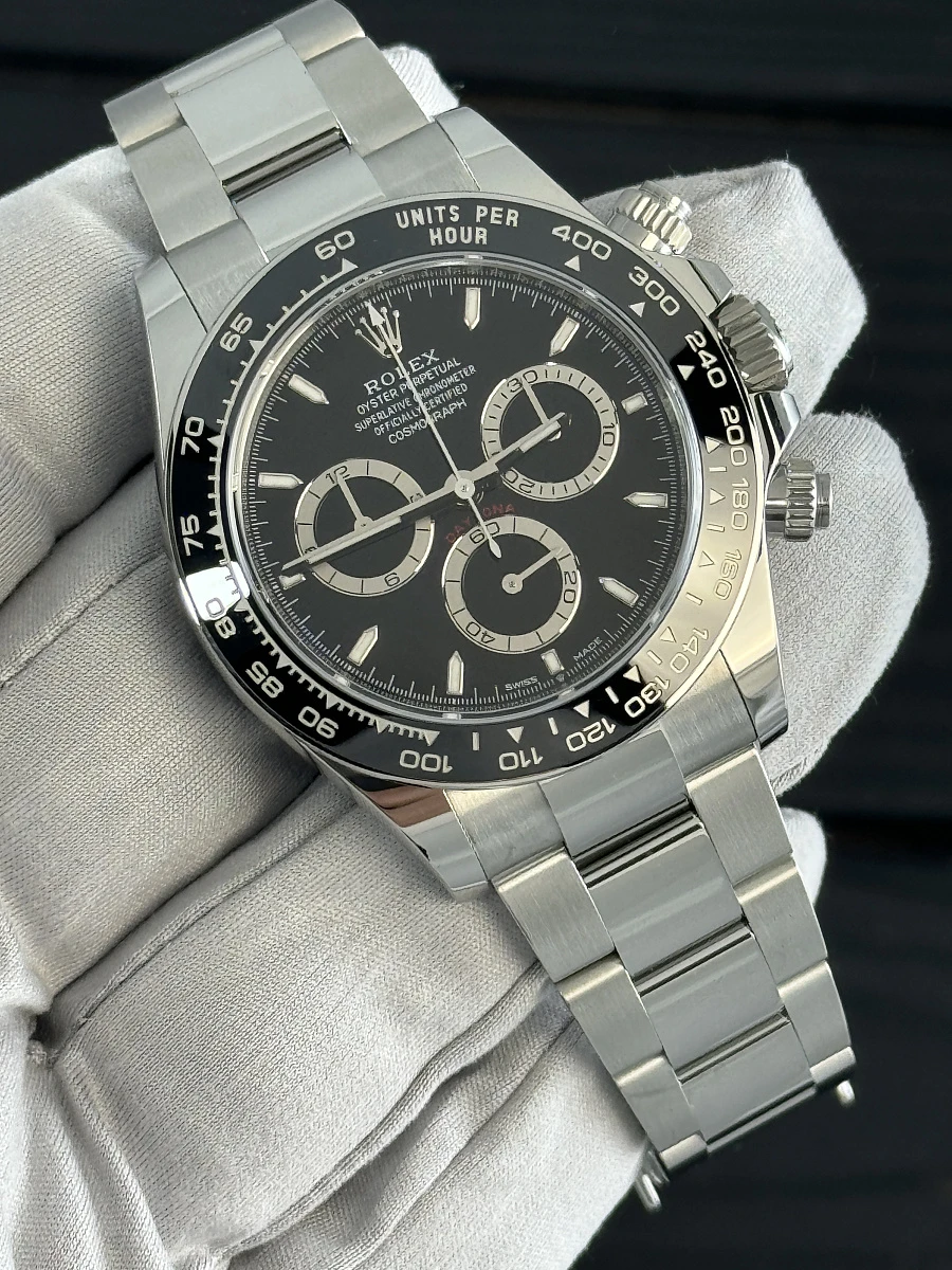 Купить элитные часы Rolex Cosmograph Daytona Oyster, 40 mm, Oystersteel 126500LN: в наличии в Москве!