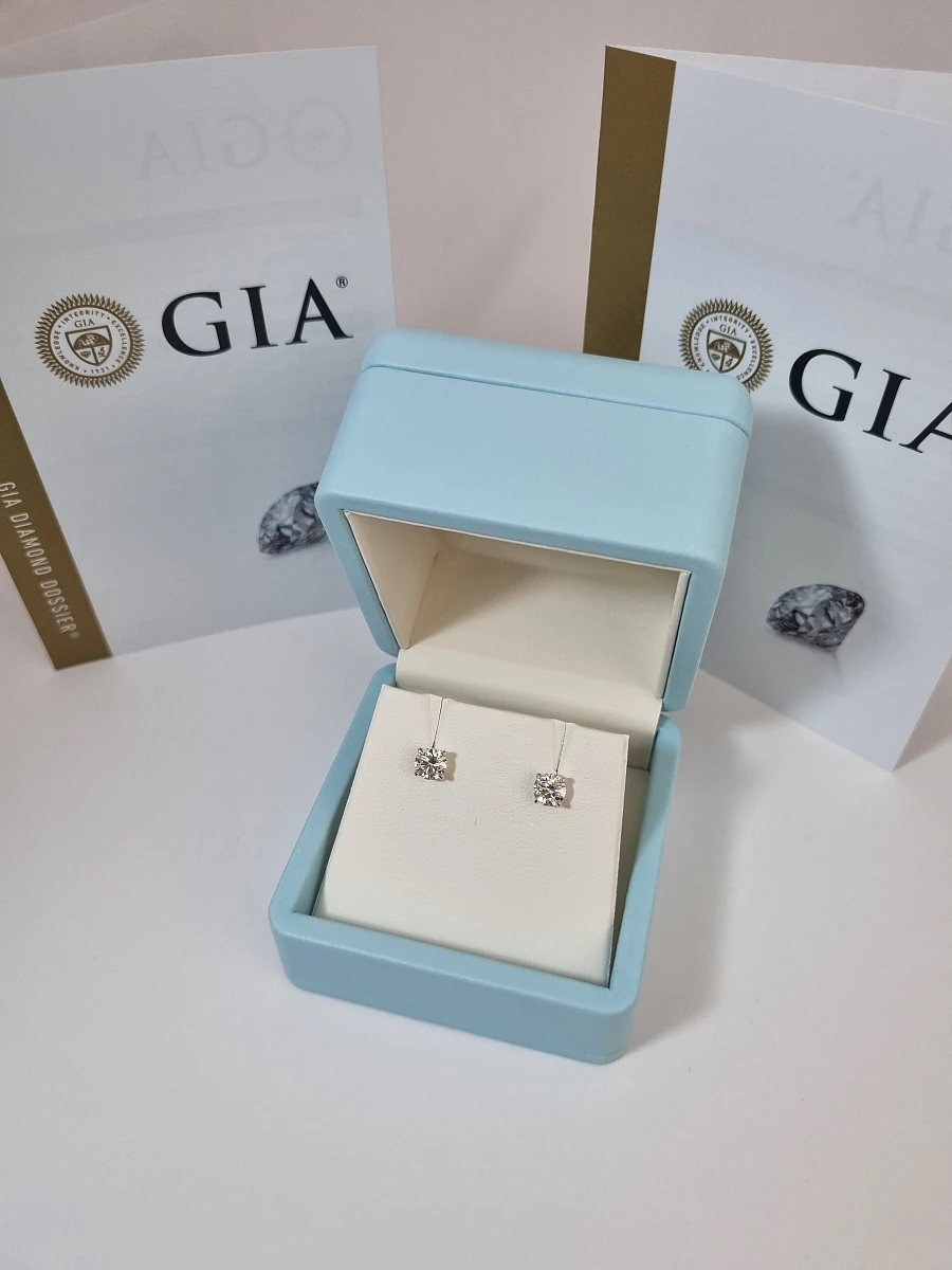 Купить украшение NO NAME СЕРЬГИ 0,73/0,73 ct. K/VS2 : в наличии в Москве!