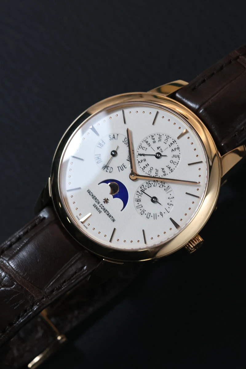 Купить элитные часы Vacheron Constantin Patrimony Perpetual Calendar Ulyta-Thin Rose Gold 41 mm 43175/000R-9687: в наличии в Москве!