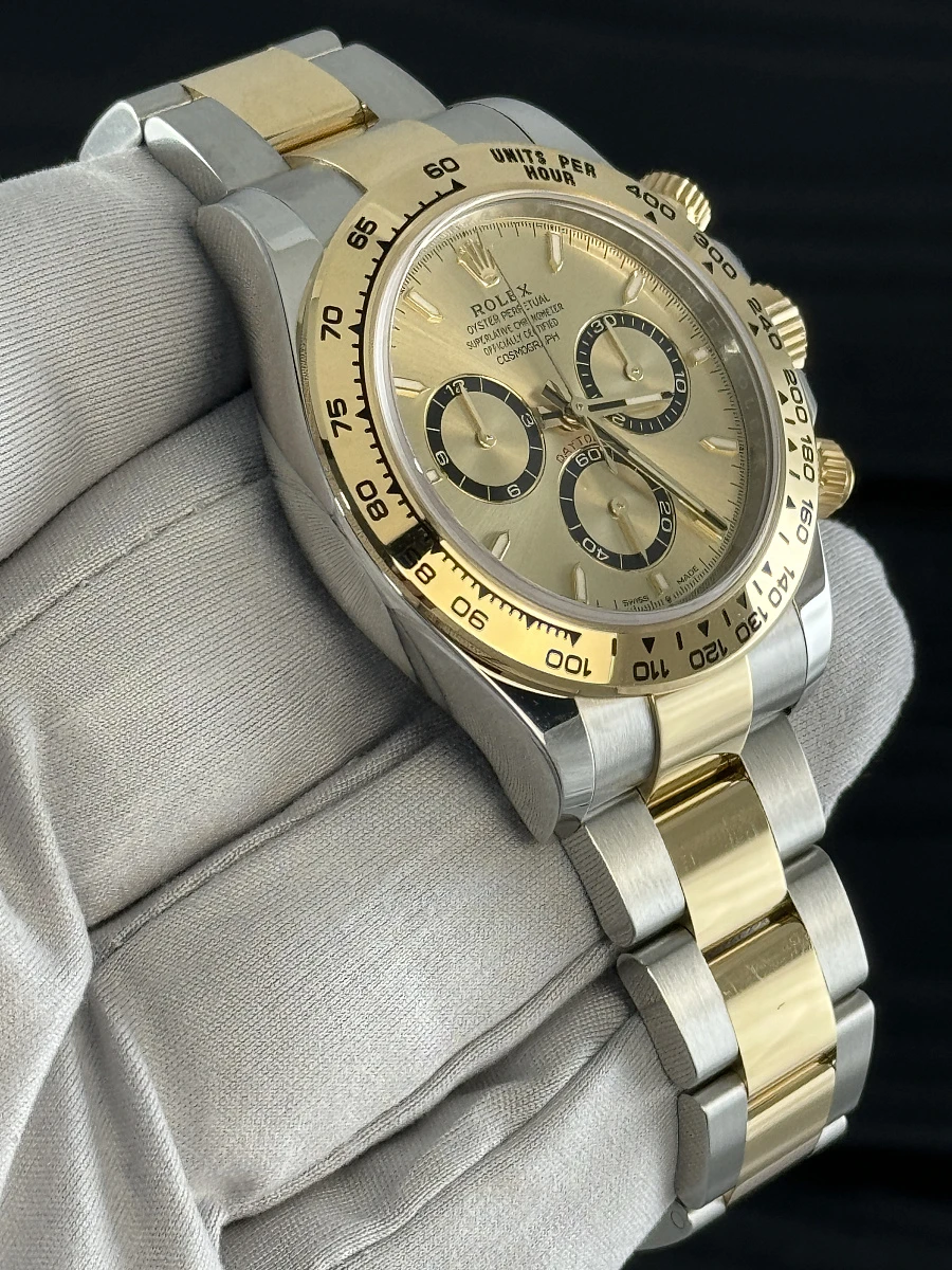 Купить элитные часы Rolex Cosmograph Daytona 126503: в наличии в Москве!
