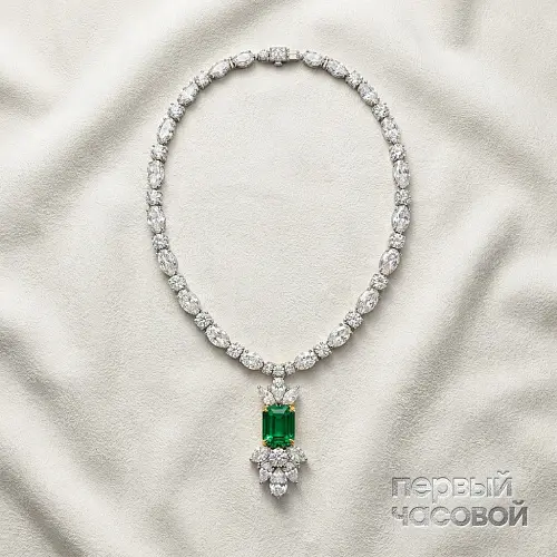 Колье с изумрудом 12,24 ct.