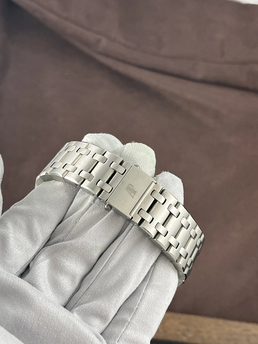 Купить элитные часы Audemars Piguet Royal Oak Offshore Chronograph Perpetual Calendar 25854TI.OO.1150TI.01: в наличии в Москве!