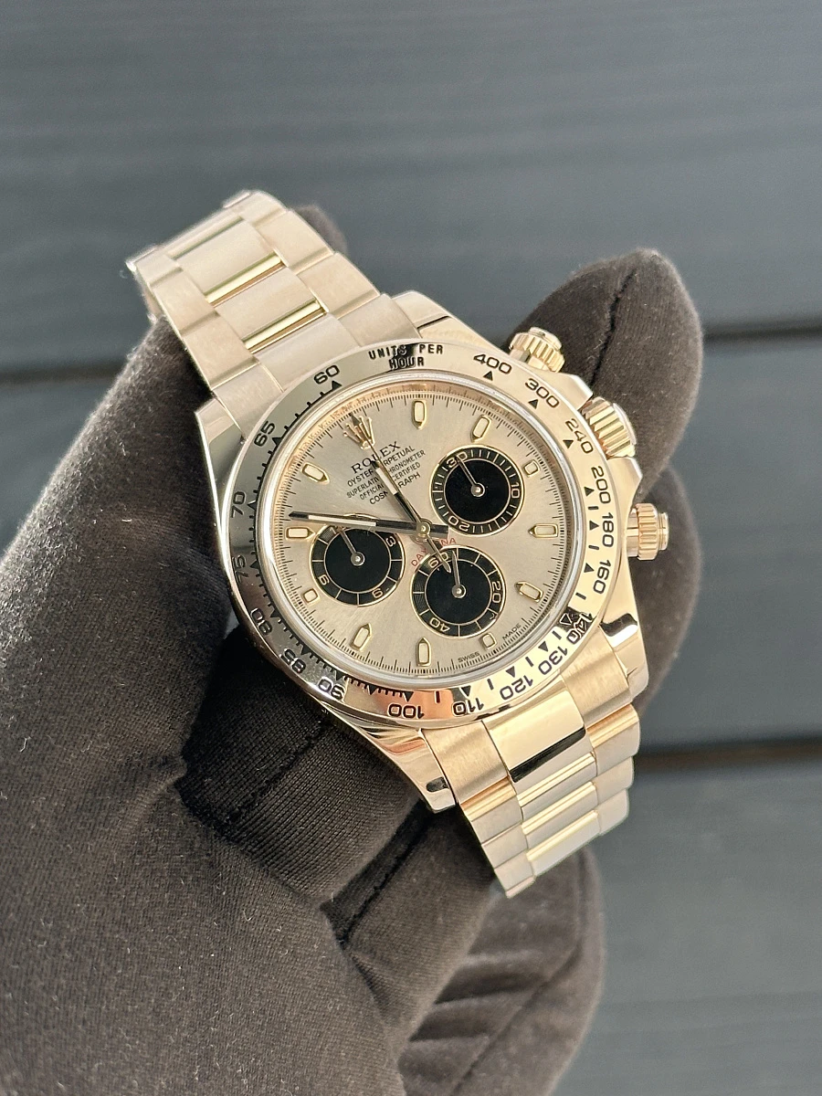 Купить элитные часы Rolex Cosmograph Daytona Rose Gold 2021 116505: в наличии в Москве!