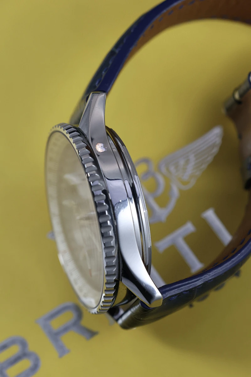 Купить элитные часы Breitling Breitling "Navitimer" Blue A23322-703: в наличии в Москве!