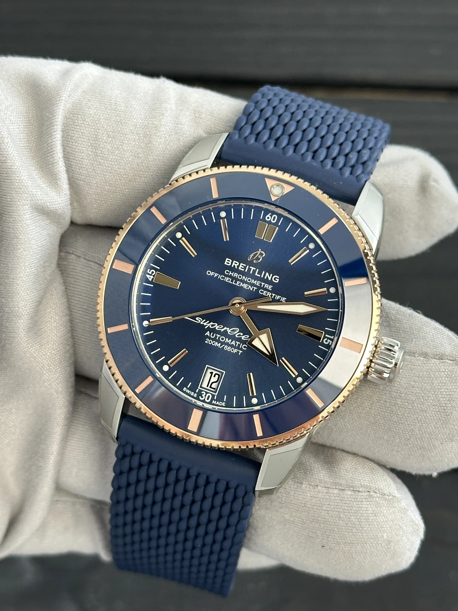 Купить элитные часы Breitling Breitling Superocean Heritage 42 Blue Dial  UB2010161C1S1: в наличии в Москве!