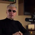 Часы, которые физически невозможно было спрятать под рукав
