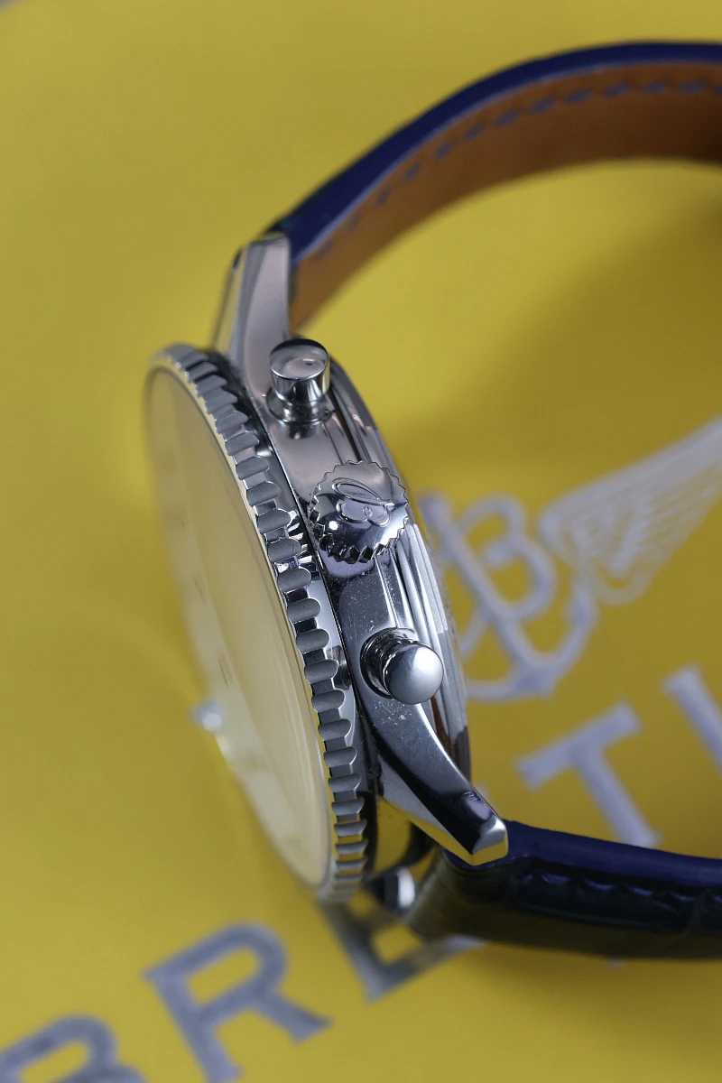 Купить элитные часы Breitling Breitling "Navitimer" Blue A23322-703: в наличии в Москве!