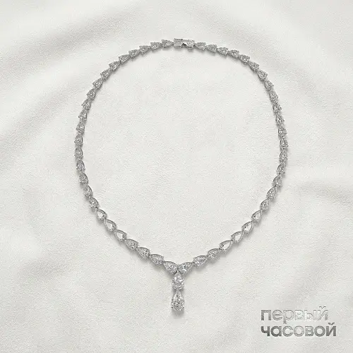 Колье с бриллиантами 28,58 ct. E-G/VVS-VS "Pear Shaped"