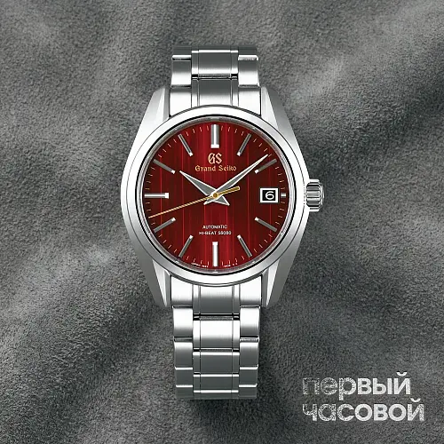 Heritage Red Dial