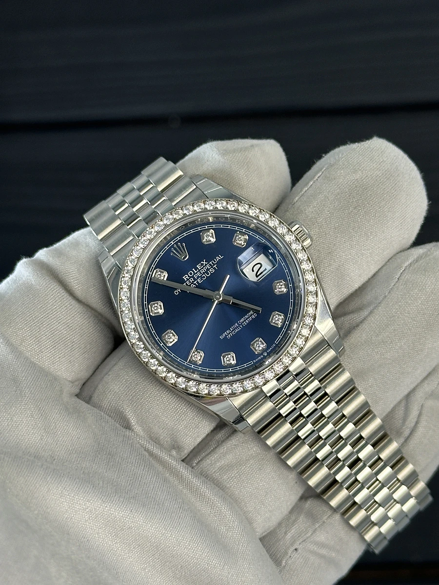 Купить элитные часы Rolex OYSTER PERPETUAL DATEJUST 36 Diamonds Bezel Blue Dial 126284RBR: в наличии в Москве!