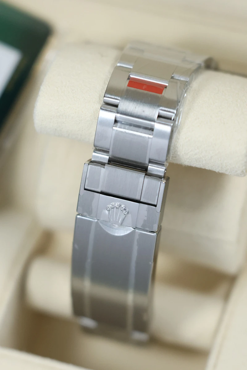 Купить элитные часы Rolex Submariner No Date Steel 124060: в наличии в Москве!