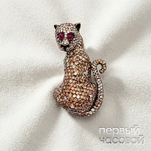 Брошь с бриллиантами 27,04 ct.