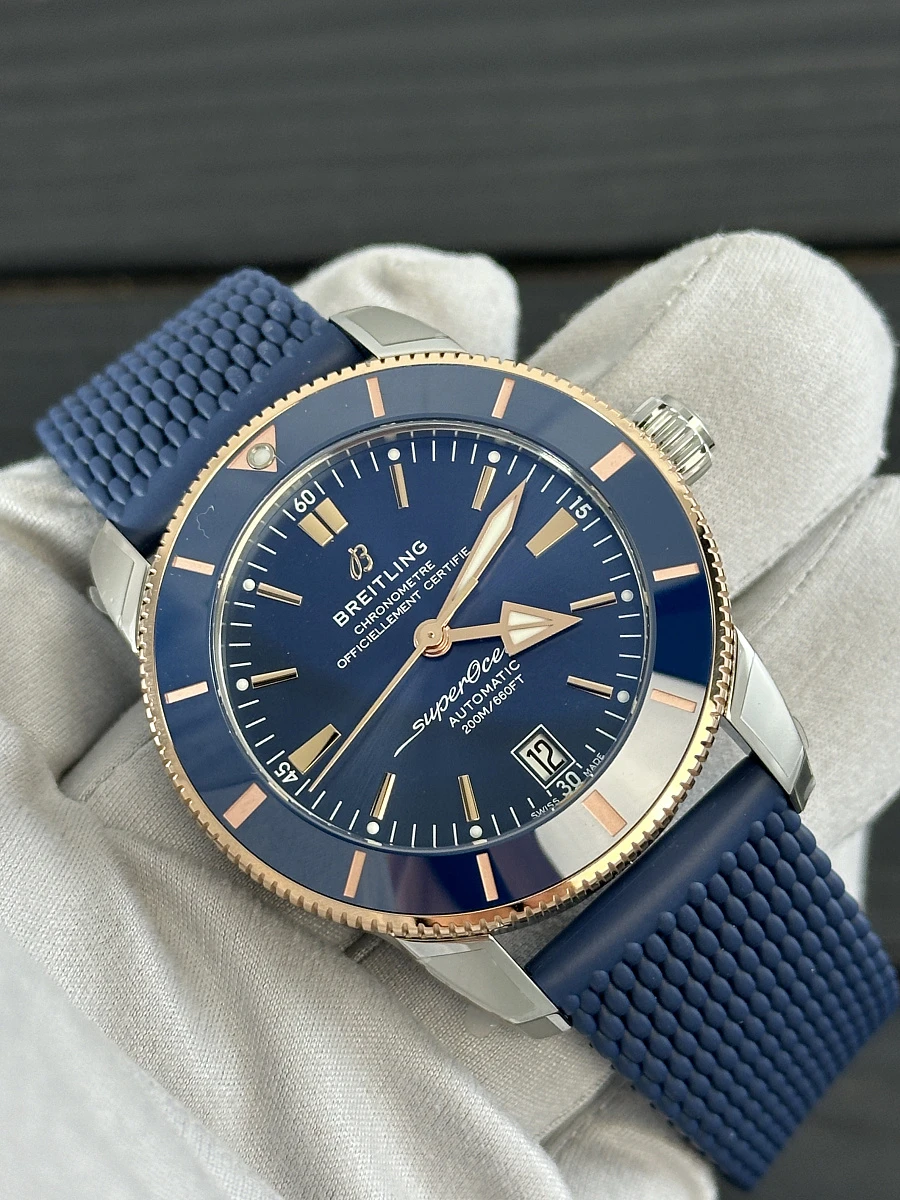 Купить элитные часы Breitling Breitling Superocean Heritage 42 Blue Dial  UB2010161C1S1: в наличии в Москве!