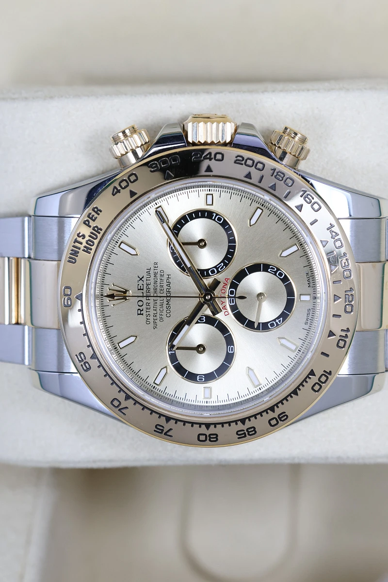 Купить элитные часы Rolex Cosmograph Daytona Steel &amp; Yellow Gold Champagne Dial 126503-0004: в наличии в Москве!