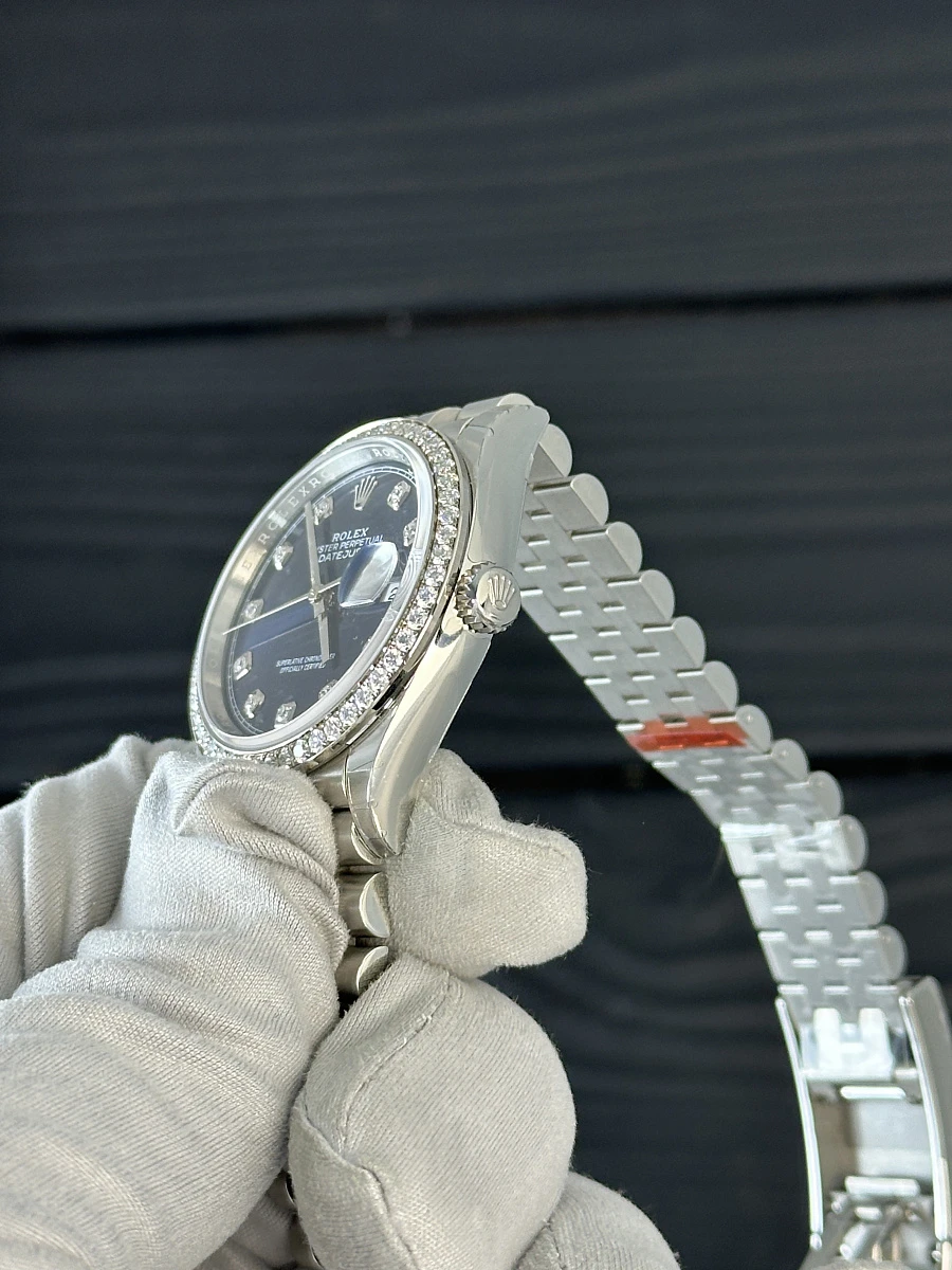 Купить элитные часы Rolex OYSTER PERPETUAL DATEJUST 36 Diamonds Bezel Blue Dial 126284RBR: в наличии в Москве!