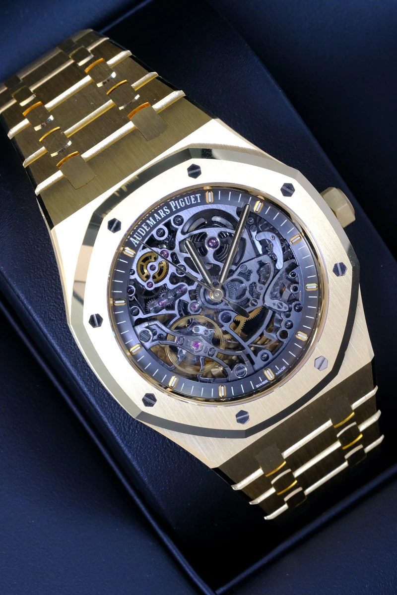 Купить элитные часы Audemars Piguet Royal Oak Double Balance Wheel Openworked 41Mm Yellow Gold 15407BA.OO.1220BA.01: в наличии в Москве!