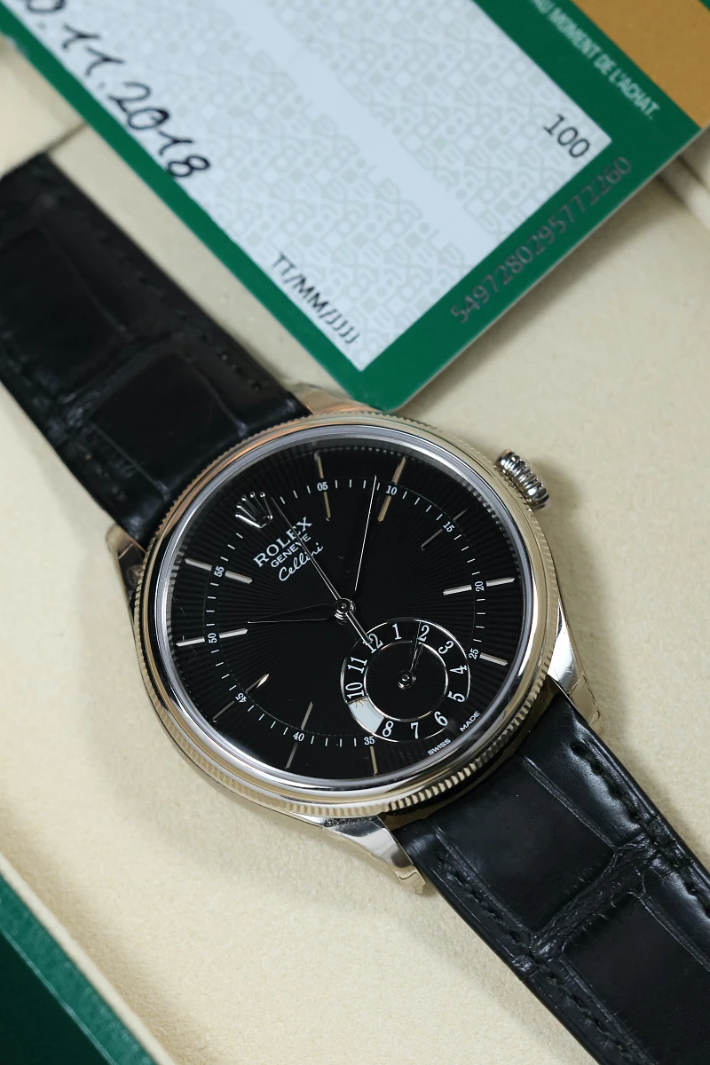 Купить элитные часы Rolex Cellini Dual Time 39Мм 50529: в наличии в Москве!