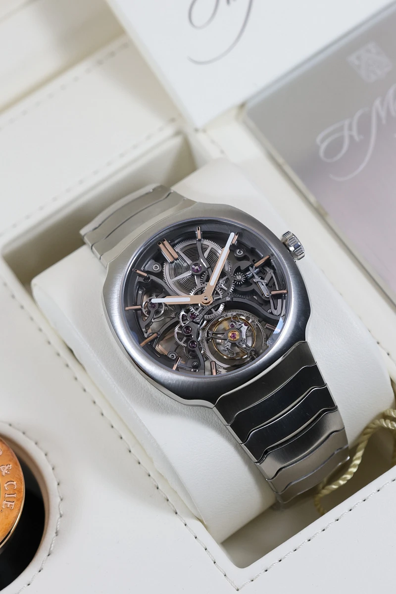 Купить элитные часы H. Moser &amp; Cie Streamliner Streamliner Tourbillon Skeleton 6814-1200: в наличии в Москве!