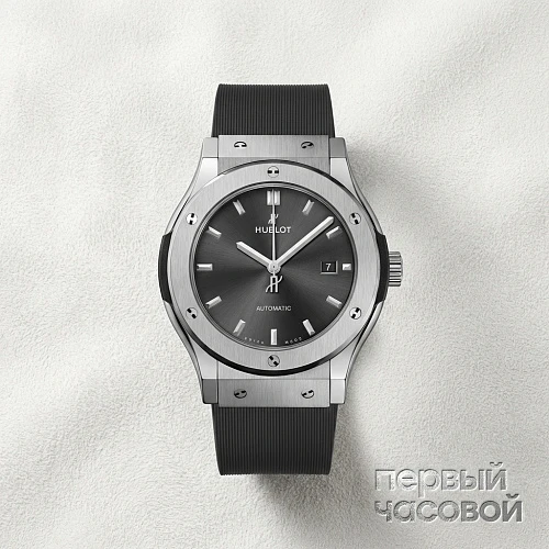 Classic Fusion Racing Grey Titanium 42 mm