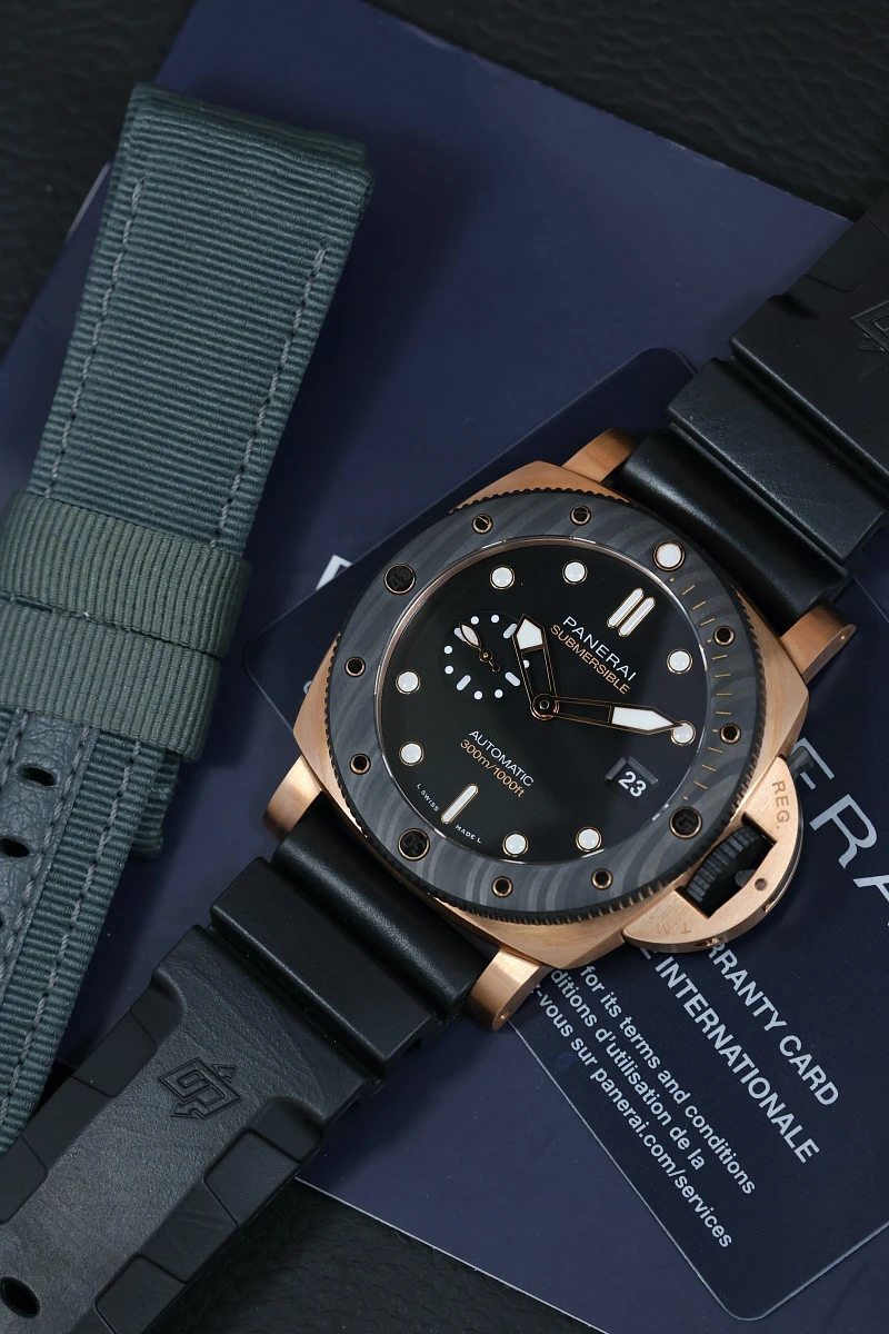 Купить элитные часы Panerai Submersible 44mm, Goldtech™ PAM02070 PAM02070: в наличии в Москве!