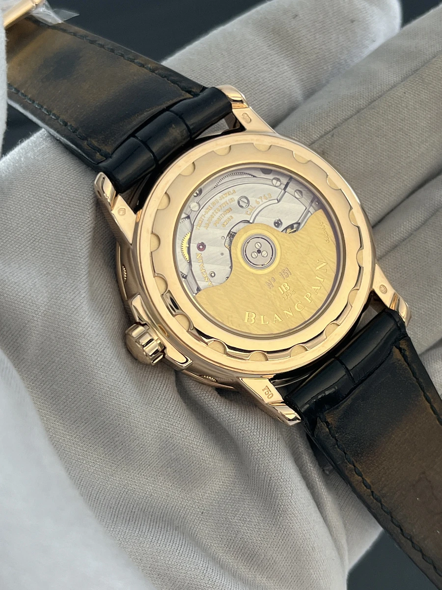 Купить элитные часы Blancpain YELLOW GOLD TRIPLE CALENDAR WITH MOON PHASES 2763-141: в наличии в Москве!