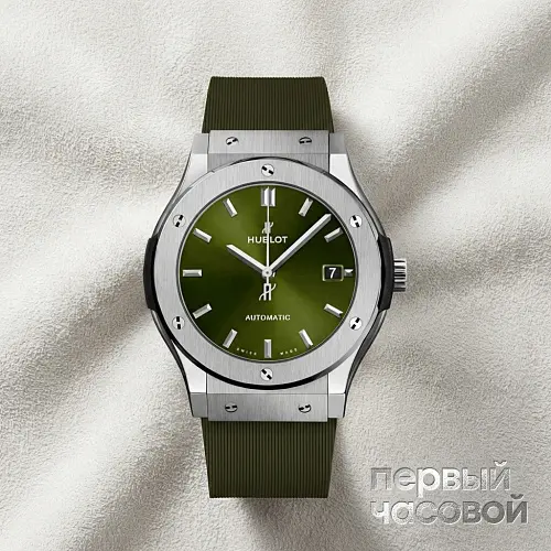 Classic Fusion Green Titanium 45 Mm