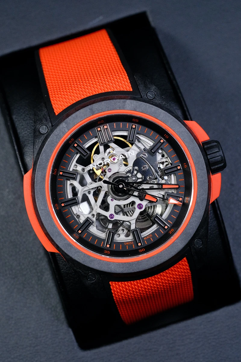 Norqain Wild One Skeleton 42Mm Coral NNQ3000QBR2AS/B013 — фото 4