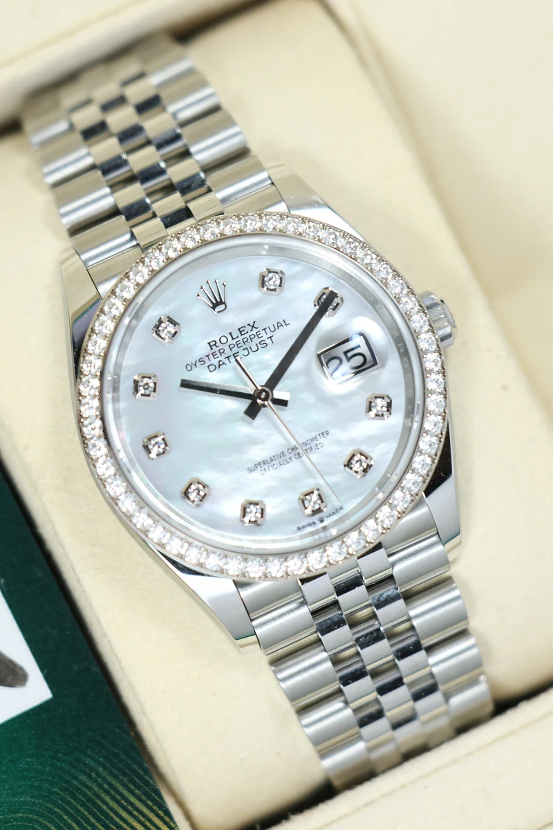 Купить элитные часы Rolex Datejust 126284Rbr White Mop Diamond Jubilee 36Mm Stainless Steel 126284RBR: в наличии в Москве!