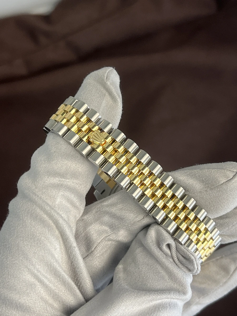 Купить элитные часы Rolex Datejust Datejust 31mm Steel and Yellow Gold 278383RBR: в наличии в Москве!