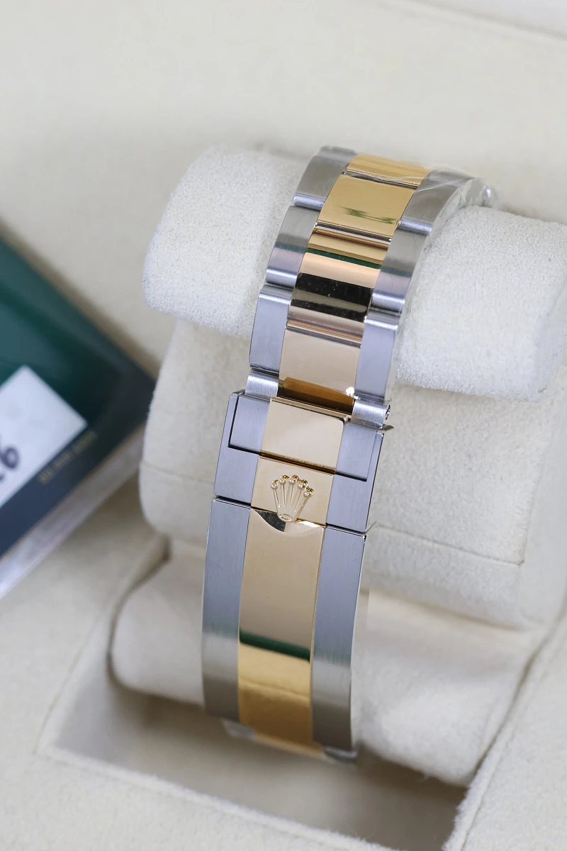 Купить элитные часы Rolex Submariner Steel &amp; Yellow Gold Black Dial 126613LN: в наличии в Москве!