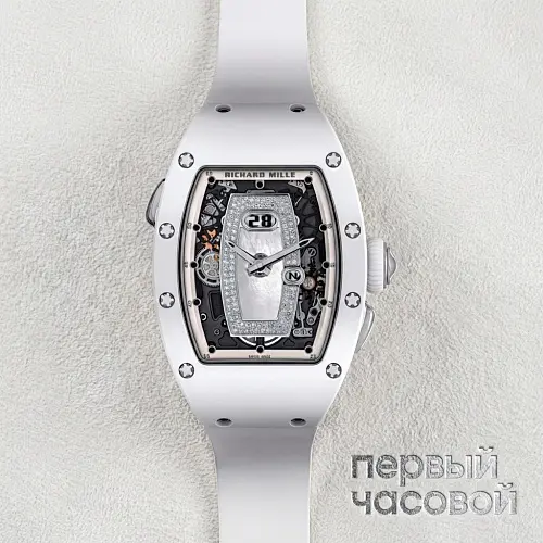 White Ceramic Rm 037
