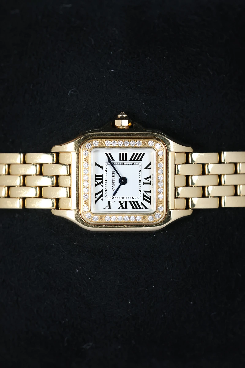 Купить элитные часы Cartier Panthere Yellow Gold Diamonds Small WJPN0048: в наличии в Москве!