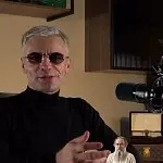 Все помнят Толстого как босого старца в крестьянской рубахе