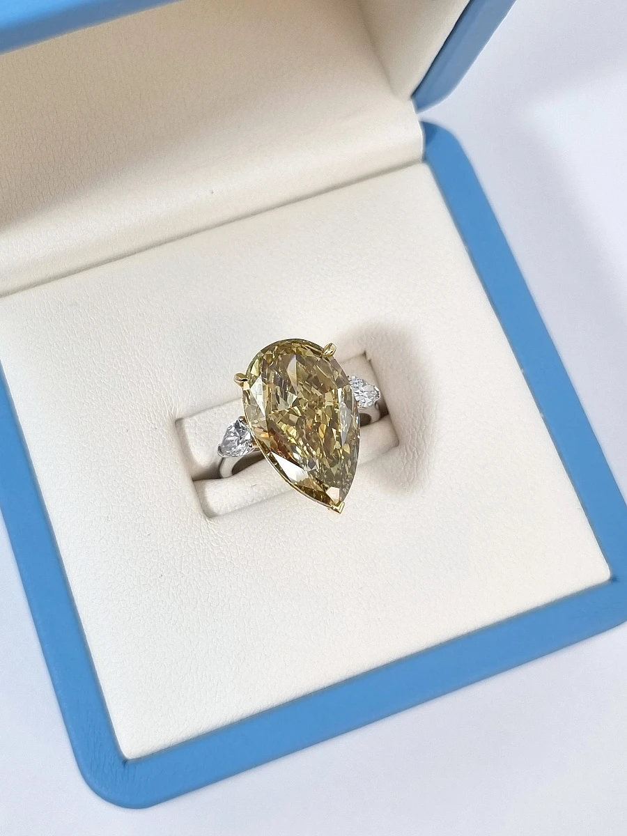 Купить украшение NO NAME Кольцо с бриллиантом 10,10 ct. FIY/SI1 : в наличии в Москве!