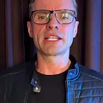 Скелетон за 92.000 от Daniel Roth