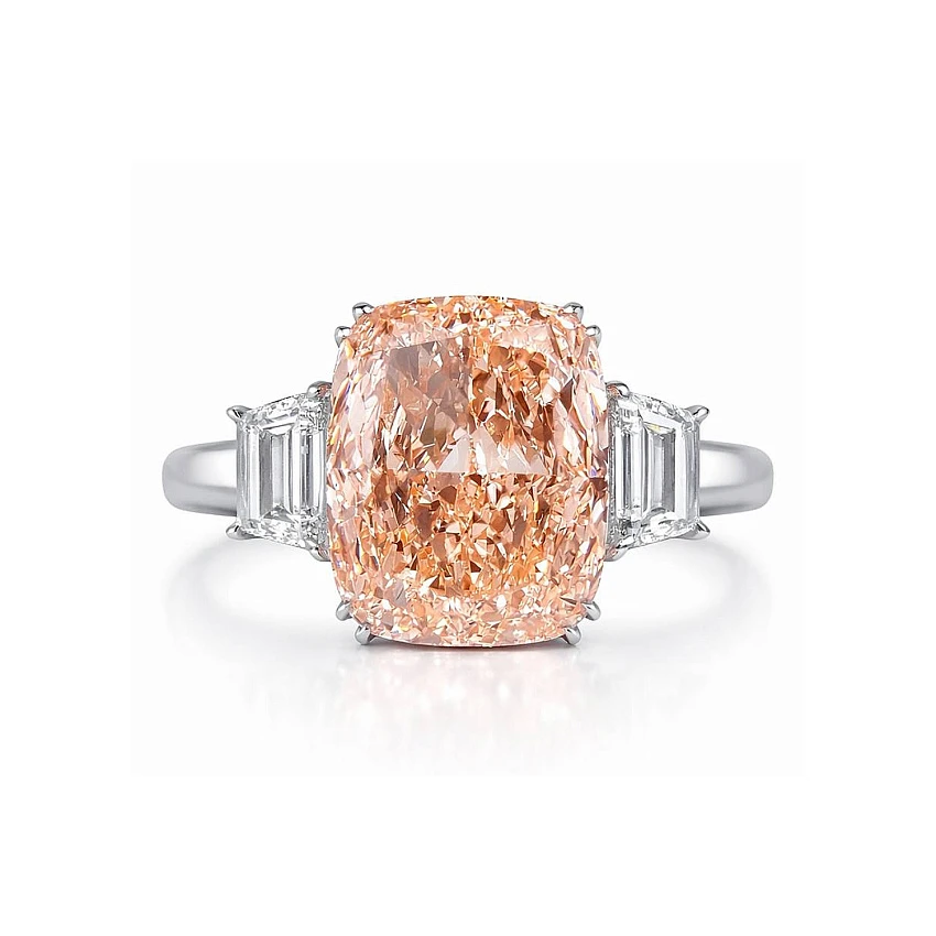 Кольцо 3,13 гр. (15,66 ct.) Fancy Vivid Pink/VS1 (Ограненный синтетический алмаз)